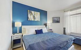 Belltown Court North